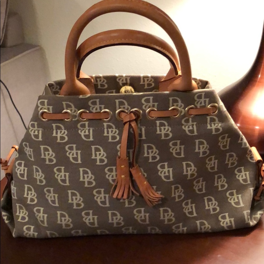 Dooney & Bourke Handbag